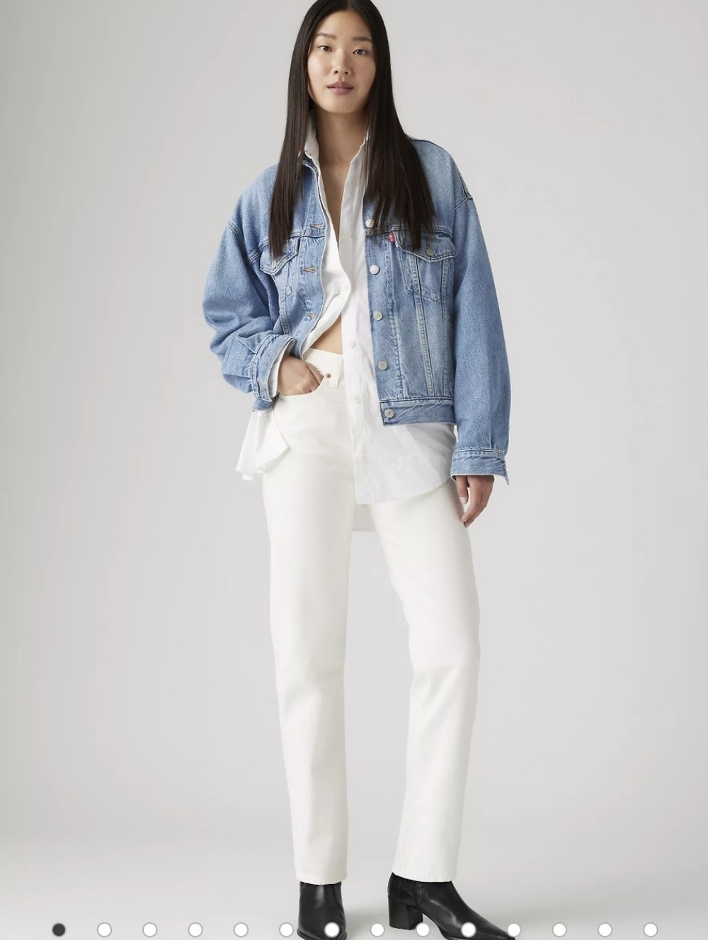 NWT Levi's Wedgie Straight White Jeans 31